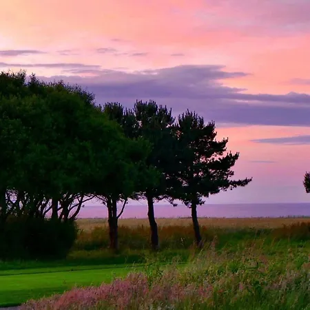 Normandy's By The Sea Bed & Breakfast *